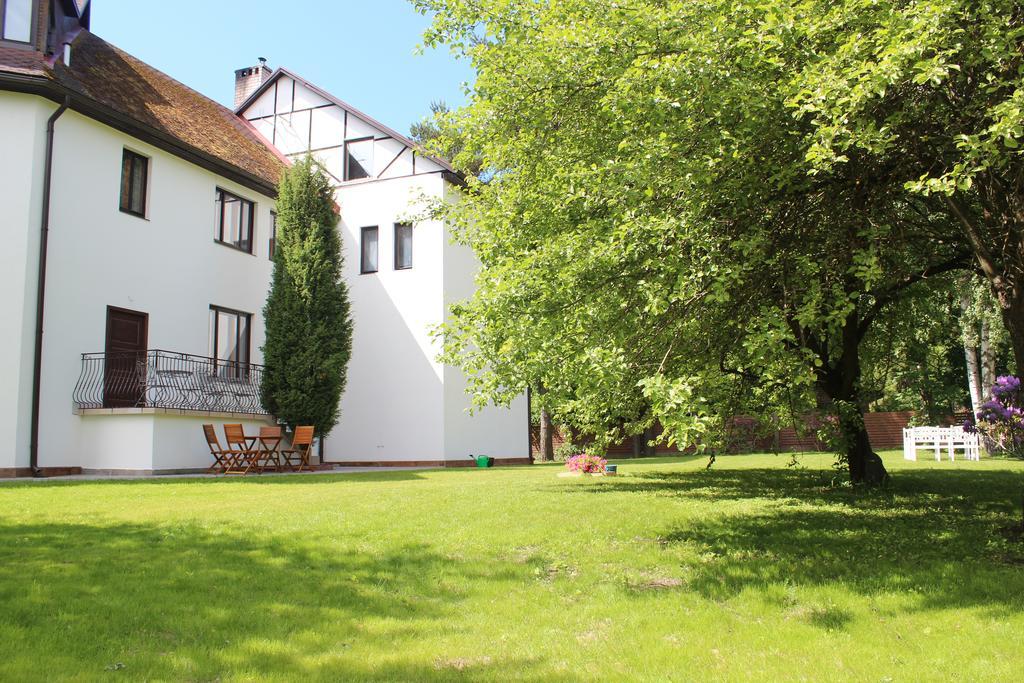 Villa Neubad Saulkrasti Esterno foto
